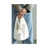 ホワイト | 3way楽しめるチャーム付きふわっと可愛いファーバッグ レディース ファッション | Sawa a la mode