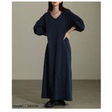 ネイビー | 一枚で大人可愛いVネックボリューム袖ワンピース レディース ファッション | Sawa a la mode