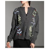 グレー | 一枚で絵になる草花刺繍ラインニットカーディガン レディース ファッション | Sawa a la mode