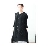 ブラック | 立体花びらに魅了されるプリーツジャケット レディース ファッション | Sawa a la mode