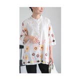 ホワイト | 刺繍で描いた花が咲くコットンシャツチュニック レディース ファッション | Sawa a la mode
