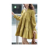 カーキ | 心ときめくティアードシルエットのふんわり袖ワンピース レディース ファッション | Sawa a la mode