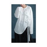 ホワイト | パッと華やぎ宿す立体リボン花カットソー レディース ファッション | Sawa a la mode