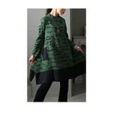 グリーン | アーティステッィクを纏う手書き風テキスト柄チュニック トップス レディース | Sawa a la mode