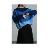 ブルー | 着痩せるグラデーション配色ドルマンニット レディース ファッション | Sawa a la mode