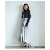 ネイビー | バックデザインで印象付けるフェイクレイヤードワンピース レディース ファッション | Sawa a la mode