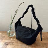 ブラック | ギャザーショルダーバッグ 軽量 手洗い可能 | feu