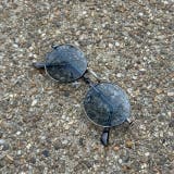 Aシルバー×ライトスモークレンズ | メタルフレームサングラス 99％UVカット ボストン型 | feu