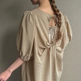 ベージュ | シボ加工バックオープンVネックワンピース【ペチスカートセット】 | JUNOAH