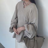 グレージュ | Vネッククロスリボンタックトップス | JUNOAH