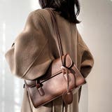 ブラウン | スクエアデザインショルダーバッグ レディース 無地 | Dewlily