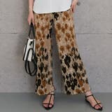 フラワー:カーキ | 繊細で華やかな印象のアコーディオンプリーツパンツ | aquagarage