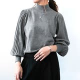 グレー | シンプルながら表情豊かに着映える！ハイネックプリーツ袖ニットトップス | aquagarage