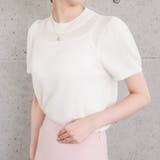 ホワイト | スカラップ仕上げの袖口が女性らしい柄編みサマーニットトップス | aquagarage