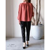 胸元のギャザーと肩のデザインが目を惹く！ショルダータックブラウス オフィスカジュ… | aquagarage | 詳細画像20 