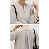 ネックレスいらずの華やかなデザイン♪パール付きキーネックブラウス オフィスカジュ… | aquagarage | 詳細画像16 