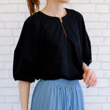 ブラック | ドルマンスリーブデザインでフェミニンなパフスリーブトップス | aquagarage