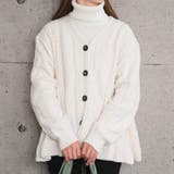 オフホワイト | 女性らしいシルエットのAラインフレアニットカーディガン | aquagarage