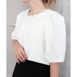 オフホワイト | フロントネックタックパールブラウス 春 夏 秋 | aquagarage