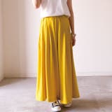 YELLOW | 歩くたびにキレイに揺れるシルエット!タック入りワイトパンツ | aquagarage