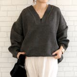 無地:チャコール | ゆるっとシルエットでこなれた印象の深Vネックニットトップス | aquagarage