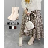 アイボリー(PU) | ワイドスクエアトゥの厚底ピースミドルブーツ トラックソール minia | minia