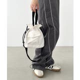 ホワイト | バケツ型ナイロンショルダーバッグ | Outfitter lab