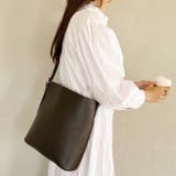 【A4サイズ収納可】外ポケット付き フェイクレザー バケツショルダーバッグ | Outfitter lab | 詳細画像20
