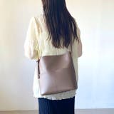 【A4サイズ収納可】外ポケット付き フェイクレザー バケツショルダーバッグ | Outfitter lab | 詳細画像28