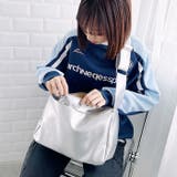 アジャスター付きフェイクレザースクエアショルダーバッグ | Outfitter lab | 詳細画像15 