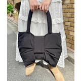 ブラック | リボンモチーフソフトナイロンショルダーバッグ | Outfitter lab