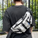 トリプルポケットナイロンボディバッグ | Outfitter lab | 詳細画像8