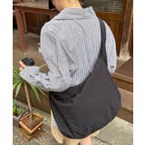 ブラック | 【A4収納可】大容量ムーンショルダーバッグ | Outfitter lab
