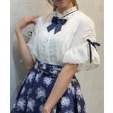 リボンブローチ付き姫袖風ブラウス | axes femme | 詳細画像1 