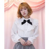 白 | ブローチ付きヨークフリルブラウス | axes femme