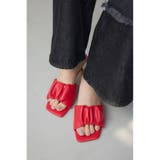 RED | ギャザーストラップスクエアトゥサンダル | AZUL BY MOUSSY
