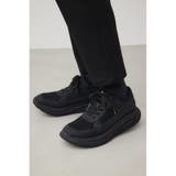 BLK | ロゴプレートスニーカー | AZUL BY MOUSSY