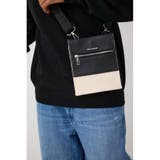 O/WHT1 | スクエアショルダーバッグ | AZUL BY MOUSSY