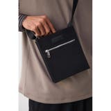BLK | スクエアショルダーバッグ | AZUL BY MOUSSY