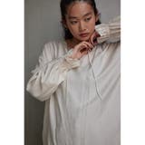 スキッパーギャザーブラウス | AZUL BY MOUSSY | 詳細画像1