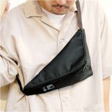 KAKSI カクシ トライアングルボディバッグ | BACKYARD FAMILY | 詳細画像1