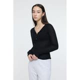 BLK | SHEER HENRY NECK ニットトップス | MOUSSY OUTLET