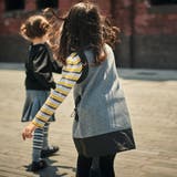 ポンチタフタ切り替えサークルポケットジャンパースカート(90~150cm) | BeBe | 詳細画像4 