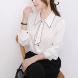 ホワイト | 【全5色】「大人可愛いアクセント」波打つ縁取りデザインのフェミニン長袖ボータイブ… | Beststore