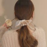 アイボリー | ベロア ビッグリボンシュシュ 上品な光沢感とボリューム感 ヘアアクセサリー | Beststore