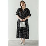 BLACK×WHITE | ウエストドロストリボン花柄ワンピース 77-003821 | BONJOUR SAGAN