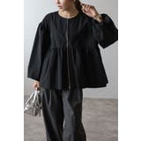 BLACK | ぺプラムジップナイロンブラウス 88-004315 | BONJOUR SAGAN