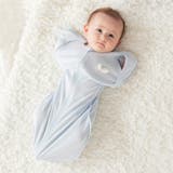 【ベビー】天使の羽のスワドル | ブランシェス | 詳細画像1 