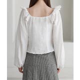 涼しいシアサッカー素材の肩フリルシャーリングブラウス | by muni:r | 詳細画像9 