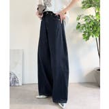 自然なカーブで美脚見え。抜け感たっぷりカーブラインデニムパンツ（ワイド） | Classical Elf  | 詳細画像22 